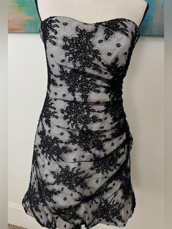 Dolce & Gabbana Dresses & Skirts - Dolce & Gabbana Y2K Black And White Tulle Lace Corset Mini Dress